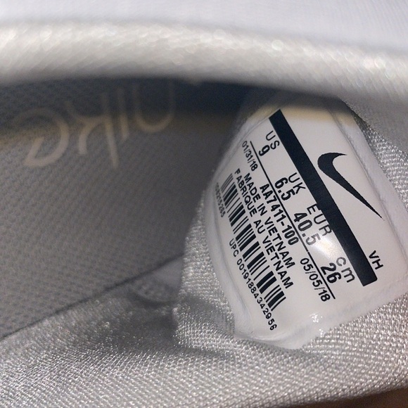 Nike women’s sneaker 9 shoe white 2018 renew rival athletic Athleisure casual - Picture 6 of 7